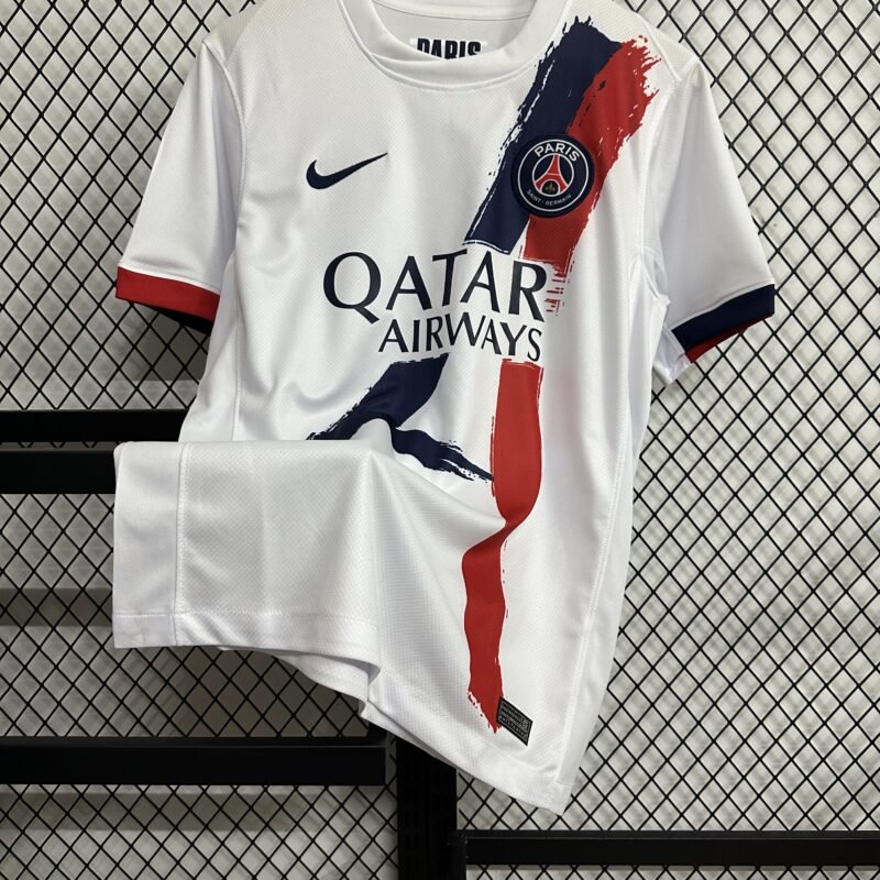 פריז סן ז'רמן חוץ 2024/25