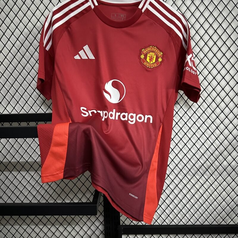 מנצ'סטר יונייטד בית 2024/25