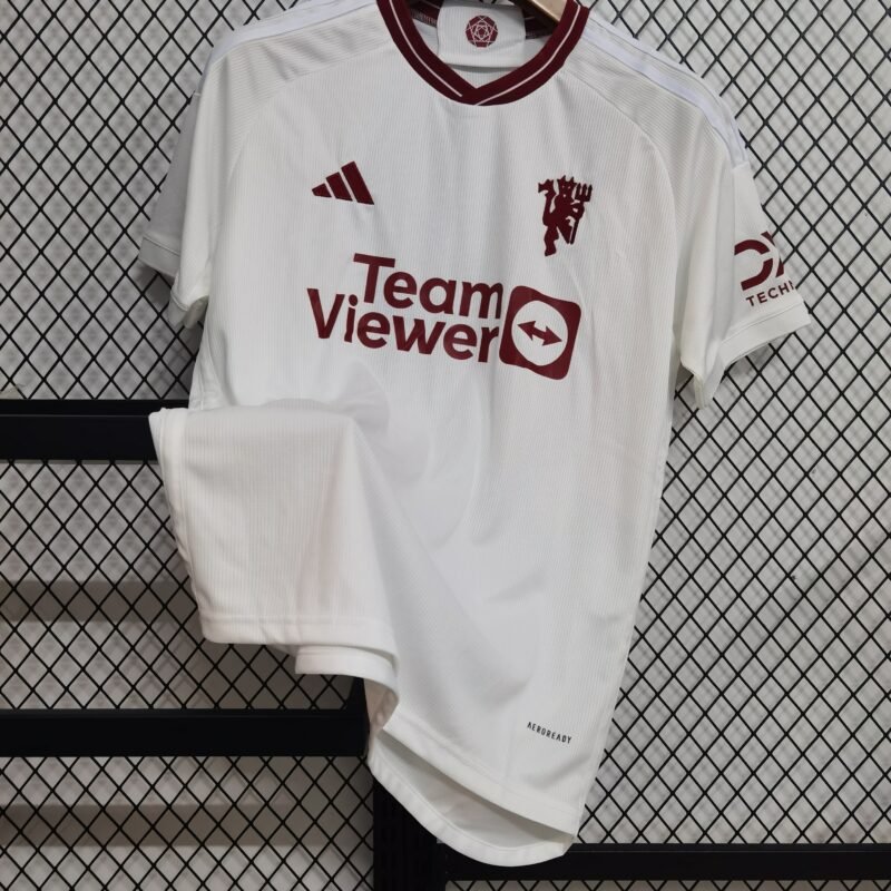 מנצ'סטר יונייטד חוץ 2023/24