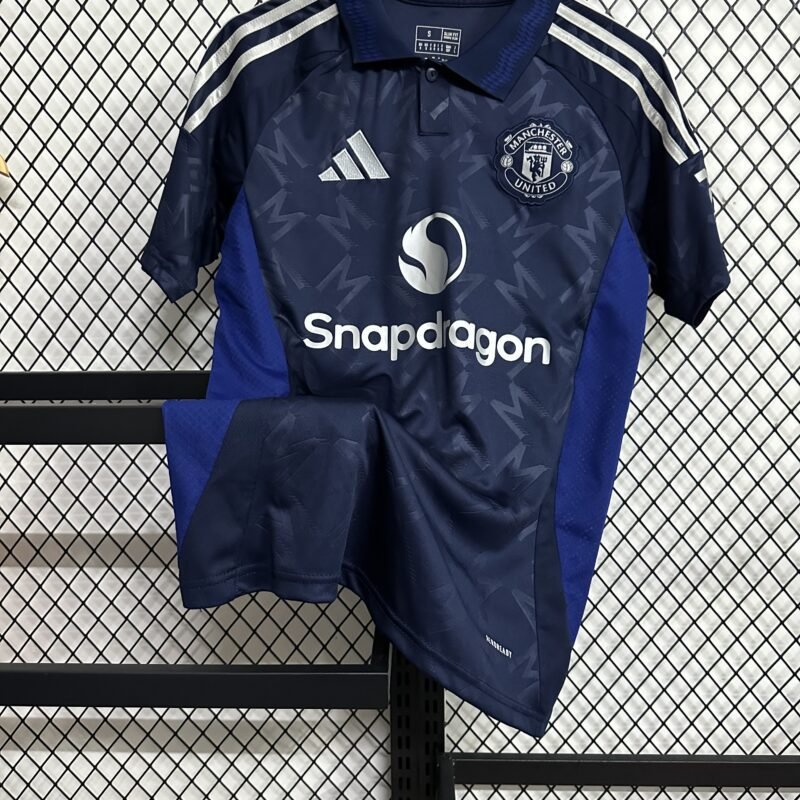 מנצ'סטר יונייטד חוץ 2024/25