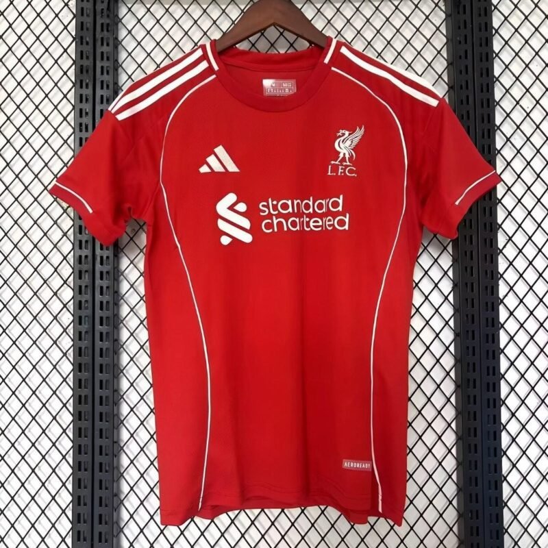 ליברפול בית 2025/26