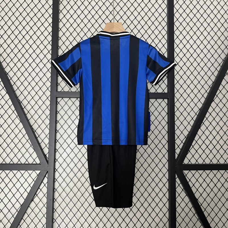 ⁦אינטר רטרו בית ילדים 2009/10⁩ – תמונה ⁦2⁩