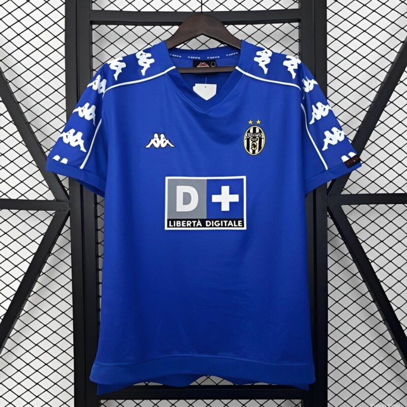 יובנטוס רטרו חוץ 1999/00